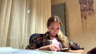 CyrstalMarian live cam on Cam4