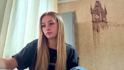 CyrstalMarian live cam on Cam4