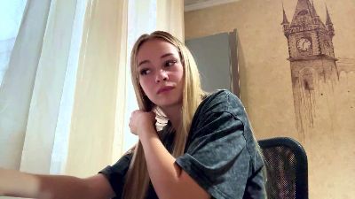CyrstalMarian live cam on Cam4