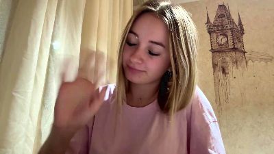 CyrstalMarian live cam on Cam4