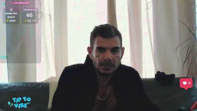 D0nDieg0 live cam on Cam4