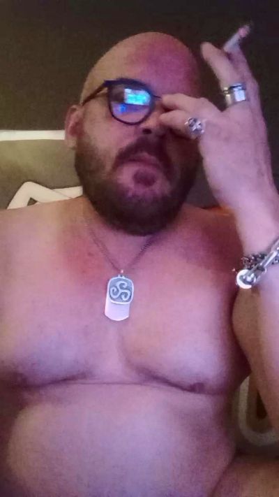 D4DLou1sX live cam on Cam4