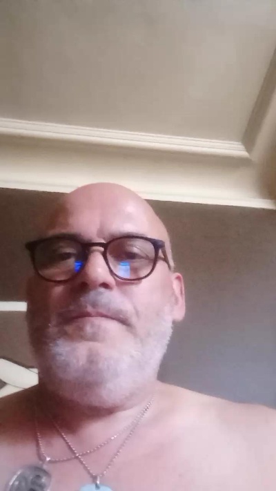 D4DLou1sX live cam on Cam4