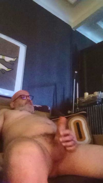 D4DLou1sX live cam on Cam4