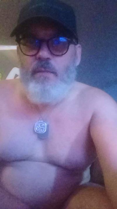 D4DLou1sX live cam on Cam4