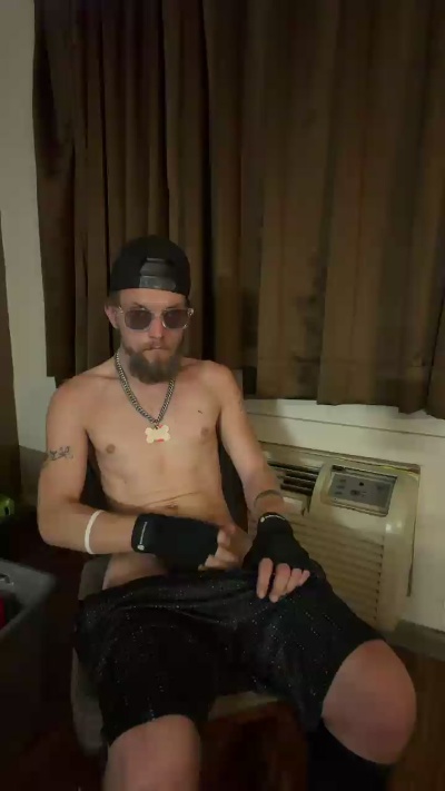 DARK_HORSE_IND live cam on Cam4