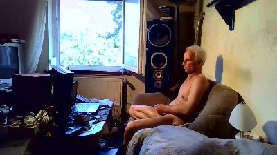 DAUERWICHSERX live cam on Cam4