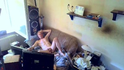DAUERWICHSERX live cam on Cam4