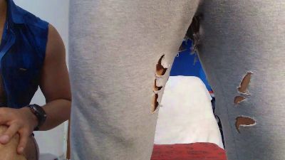 DERECKHOT33 live cam on Cam4