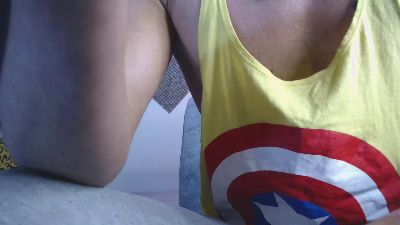 DERECKHOT33 live cam on Cam4