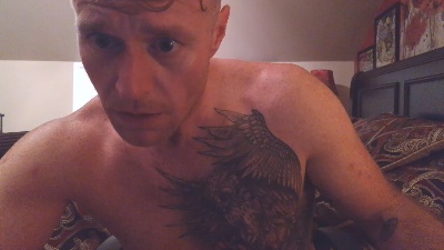 DILFiGuess1 live cam on Cam4