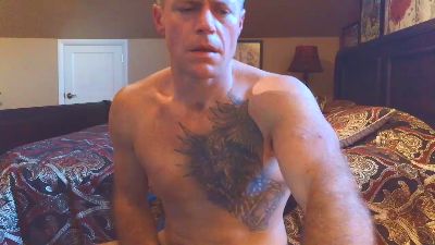 DILFiGuess1 live cam on Cam4