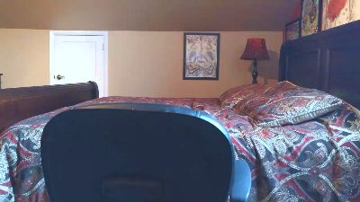 DILFiGuess1 live cam on Cam4