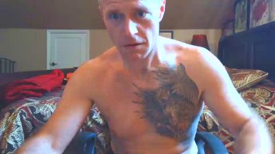 DILFiGuess1 live cam on Cam4