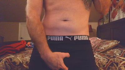 DILFiGuess1 live cam on Cam4
