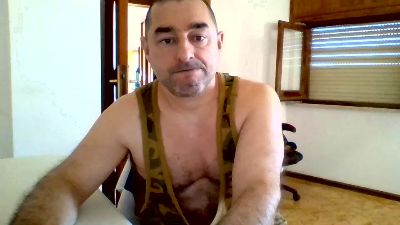 DOBERMANNEW live cam on Cam4