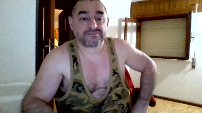 DOBERMANNEW live cam on Cam4