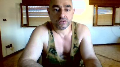 DOBERMANNEW live cam on Cam4