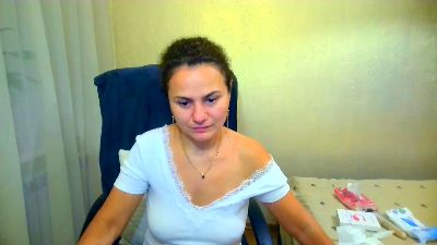 DOM_NIKA live cam on Cam4