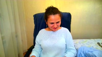 DOM_NIKA live cam on Cam4