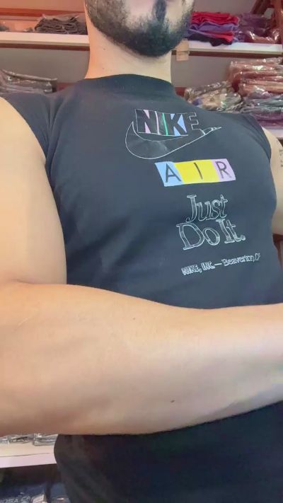 DTW1 live cam on Cam4