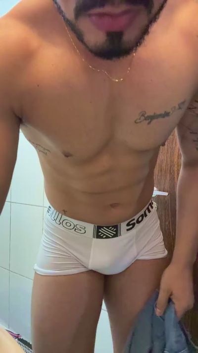 DTW1 live cam on Cam4