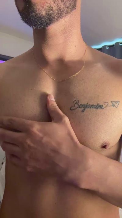 DTW1 live cam on Cam4