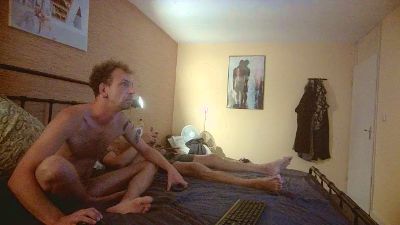 DUTCHTROUBLE live cam on Cam4