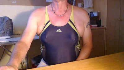 DWT_Elfi live cam on Cam4