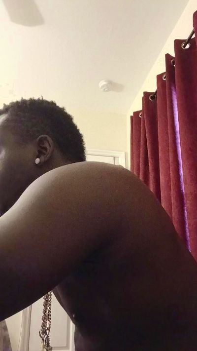 DaMeatMissle live cam on Cam4