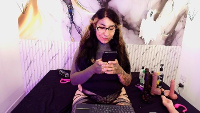 Dacota_Dmone live cam on Cam4
