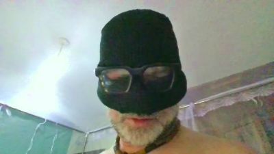 DaddyNextRoom75 live cam on Cam4
