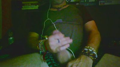 DaddyNextRoom75 live cam on Cam4