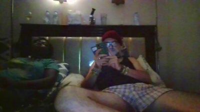DaddyNextRoom75 live cam on Cam4