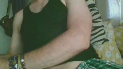 DaddyNextRoom75 live cam on Cam4