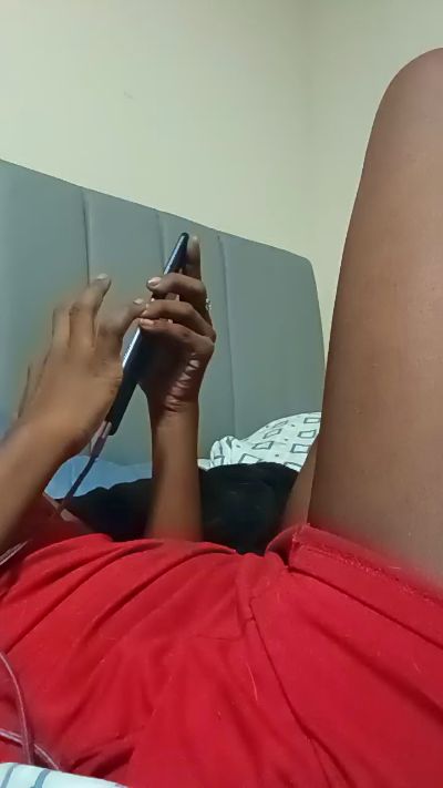 Daddyslut4u live cam on Cam4