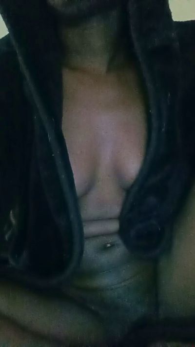 Daddyslut4u live cam on Cam4