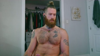 Daddyunlocked1 live cam on Cam4