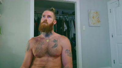 Daddyunlocked1 live cam on Cam4