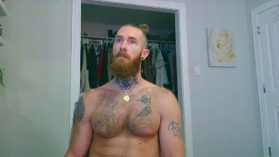 Daddyunlocked1 live cam on Cam4