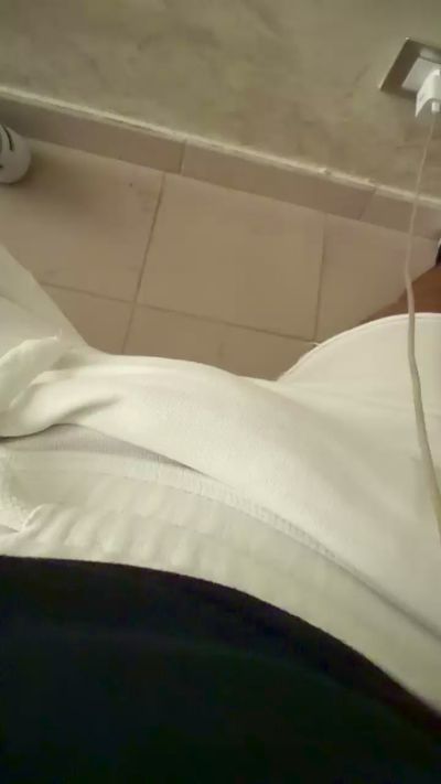 Dadi00 live cam on Cam4