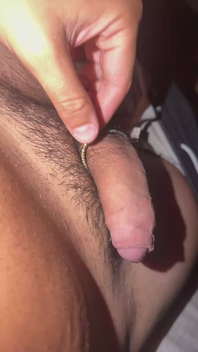 Dadi00 live cam on Cam4