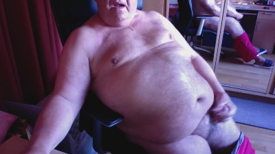 Dadybear live cam on Cam4