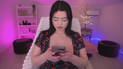 Profile and Statistics for Daenerys_daen on Cam4