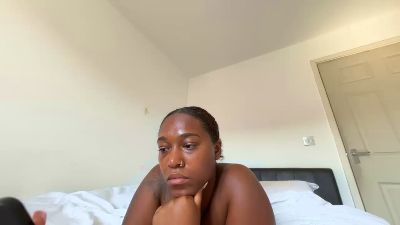 Dahlia_Flame live cam on Cam4