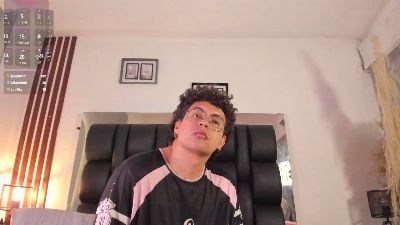 Dahlia_Hades69 live cam on Cam4