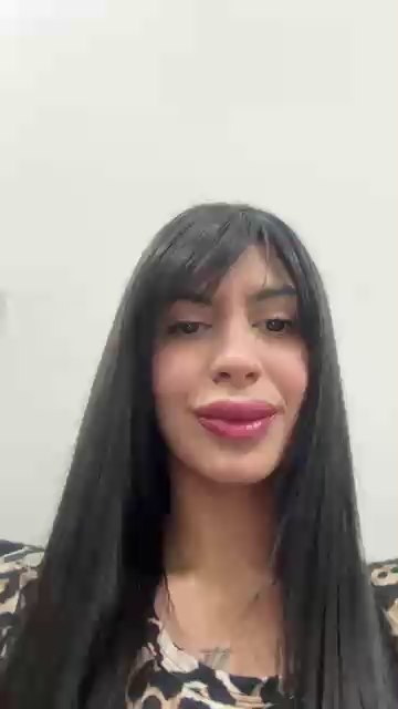 Daianayvonne live cam on Cam4