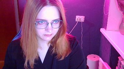 DainaBenavente live cam on Cam4