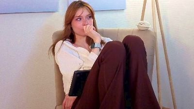 DaisyHarries live cam on Cam4
