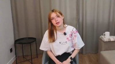 DaisyHarries live cam on Cam4
